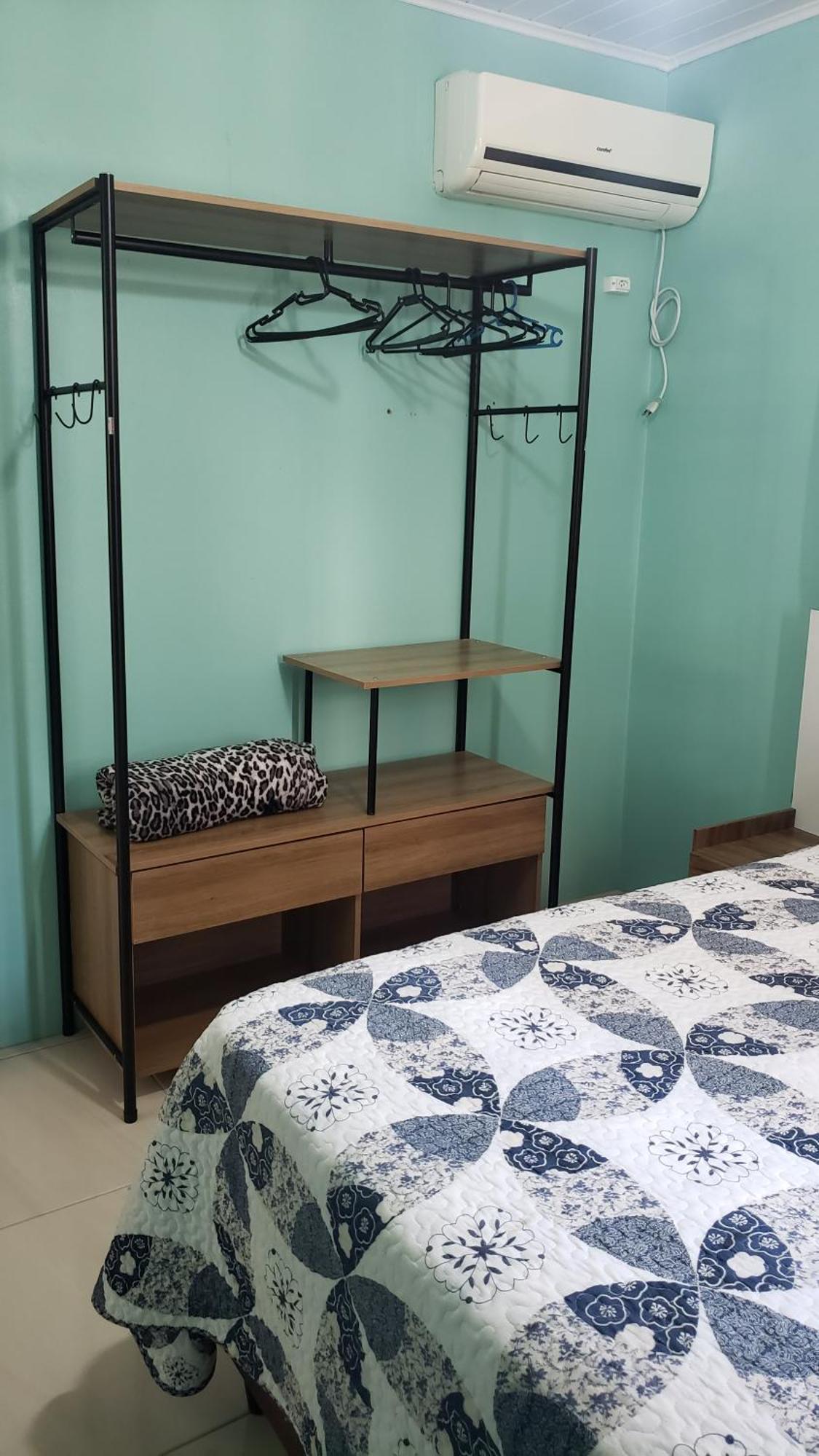Casa De 2 Quartos No Centro De บอมบินญัส ภายนอก รูปภาพ